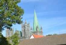 Kleberstein – mykstein som kan formes til figurer og skulpturer