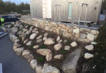 Ubearbeidet naturstein i grøntanlegg