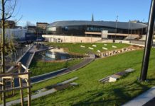 Jordal park har ført Hovinbekken fram i lyset